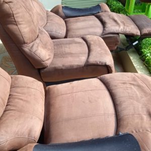 Cuci sofa 2